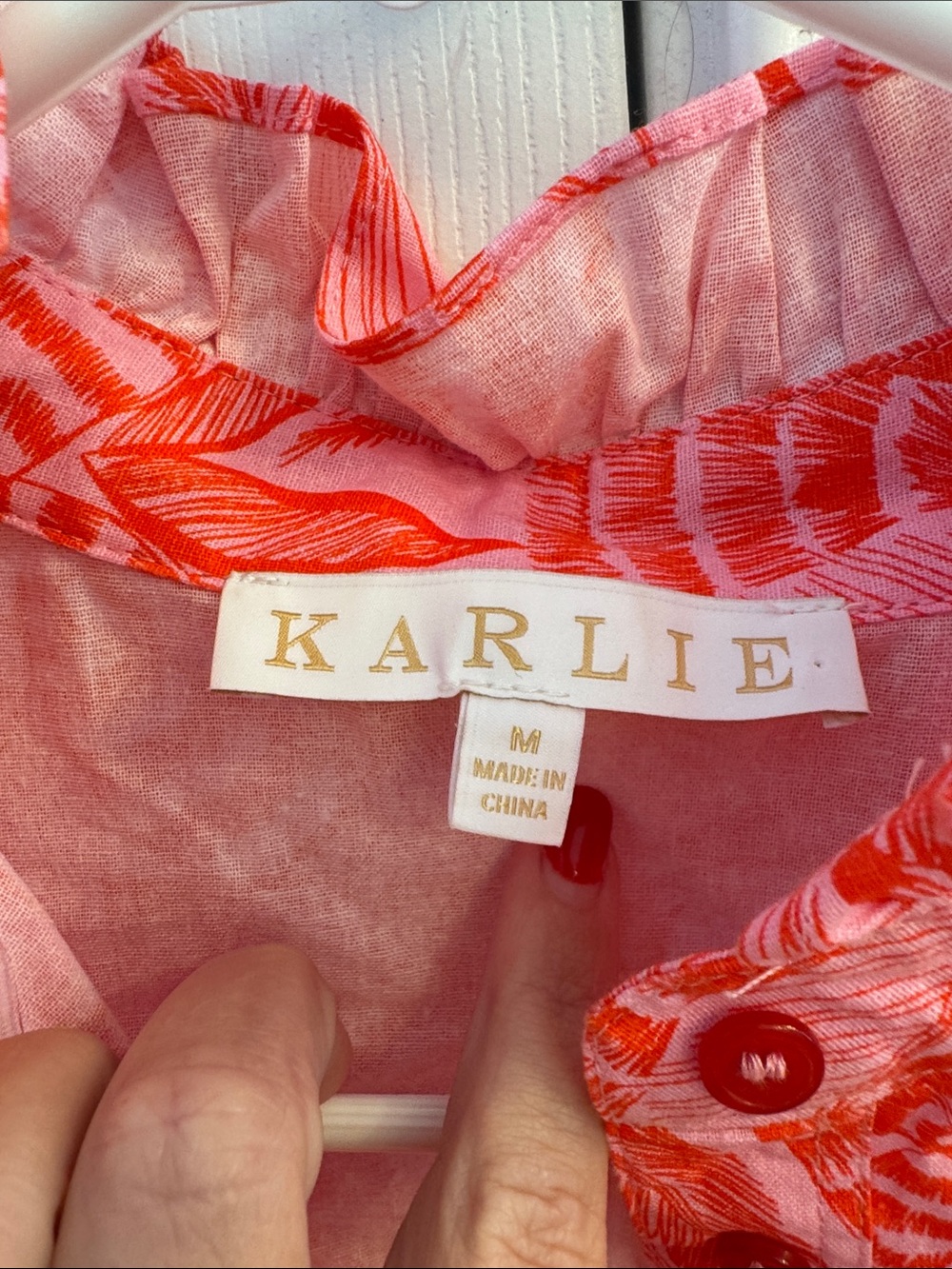 Karlie Tropical Linen Blouse - Picture 3 of 5